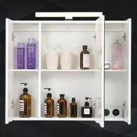 ES.SIKAIC Espejo Gabinete Blanco / Madera de ingeniería / Moderno Tres Puertas Armario con Espejo para Baño con Iluminación LED Enchufe y Interruptor de Luz Blanco